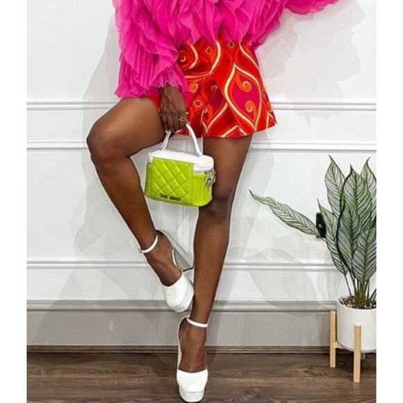 ZARA Hot Pink FuchsiaOrange Geometric Printed High Waisted Pleated Shorts Size S - Picture 1 of 9